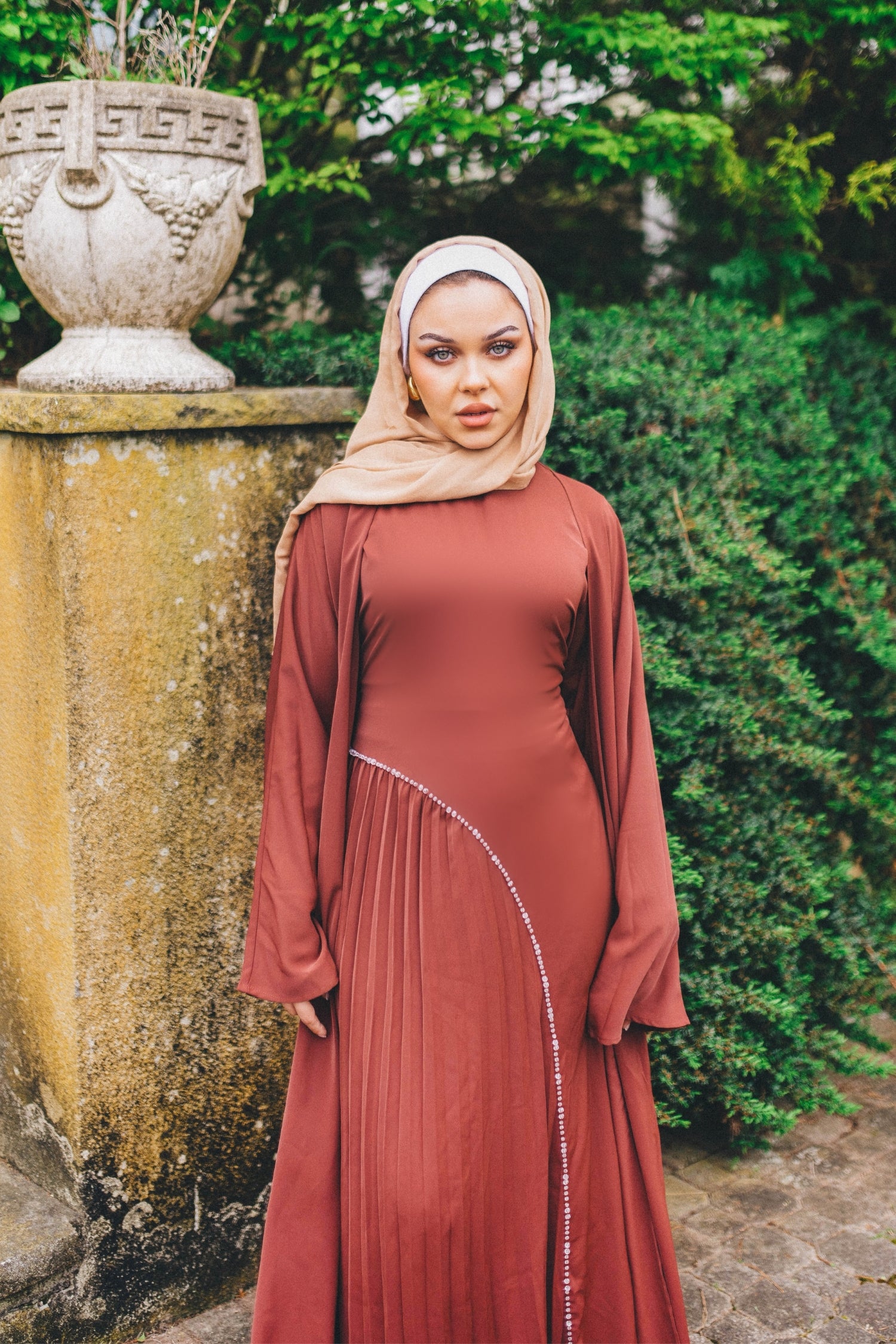 Samira Pleat Abaya Set - Mahogany Samira Pleat Abaya Set - Mahogany