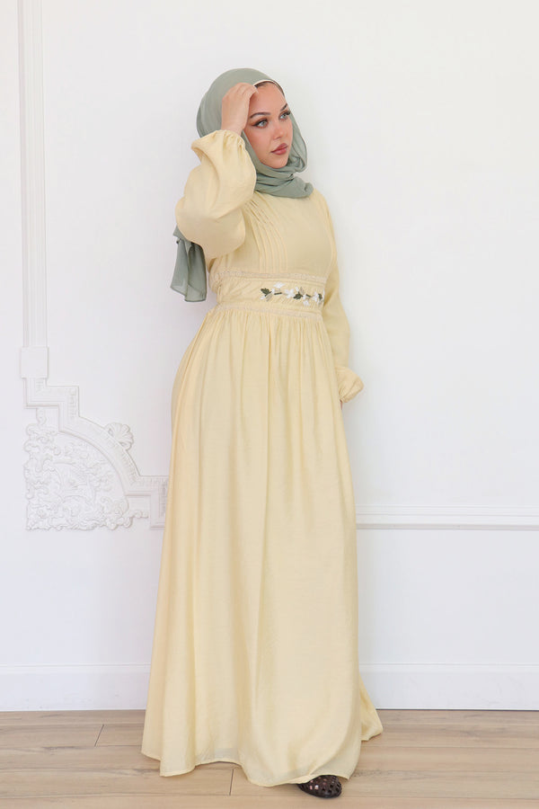 how to style white linen dress White Royal Toscana Linen Dress main image 1