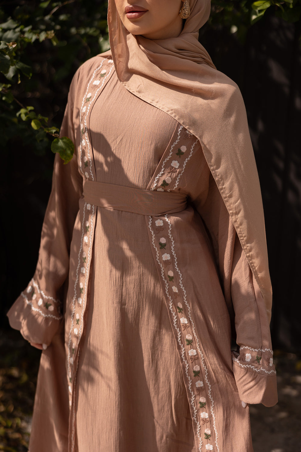 Aida Embroidery Abaya Set- Dusty Taupe