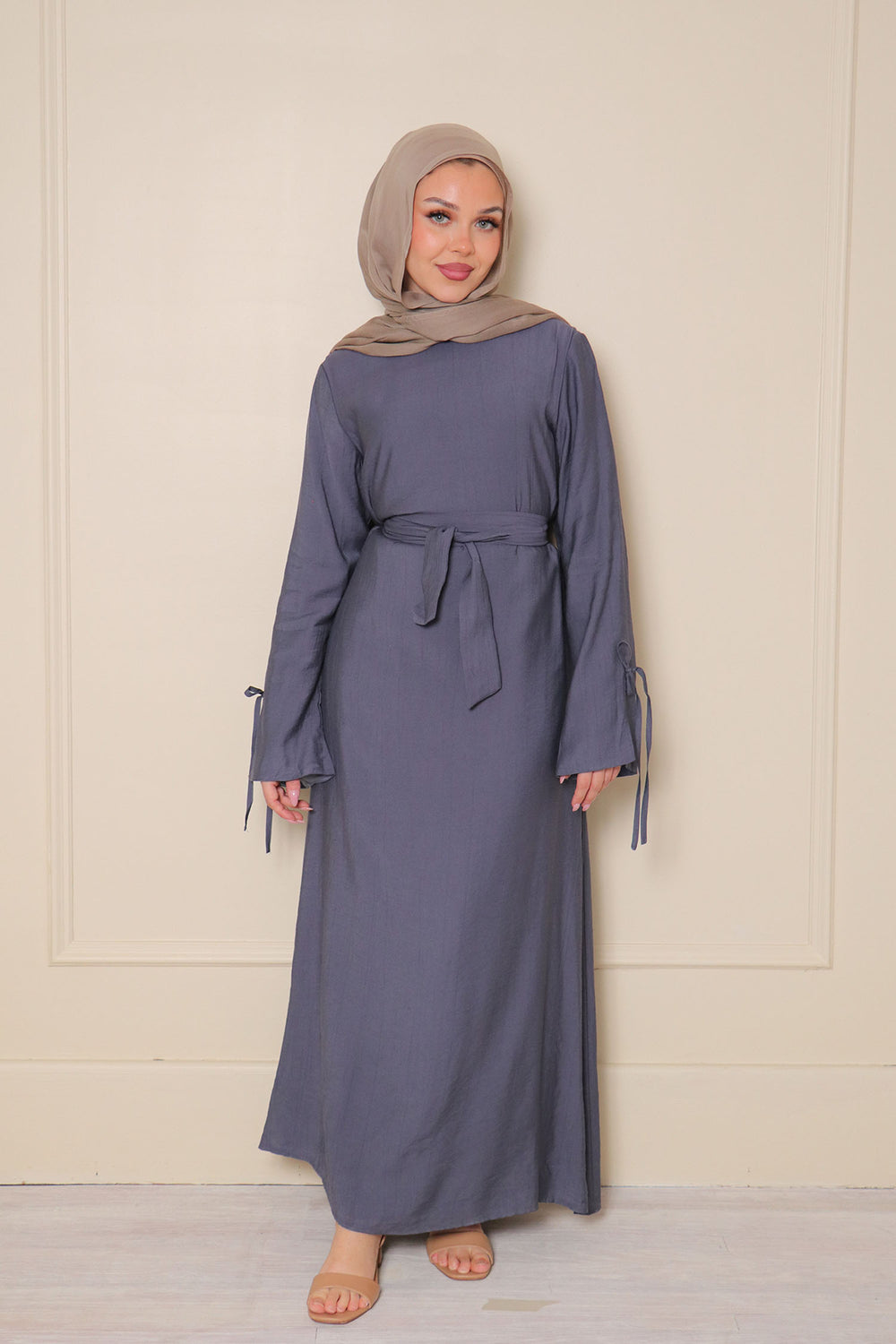 Amara Textured Abaya- Blue Gray