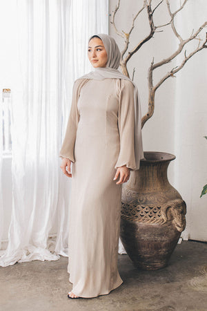 Aylana Textured Satin Dress- Oatmeal