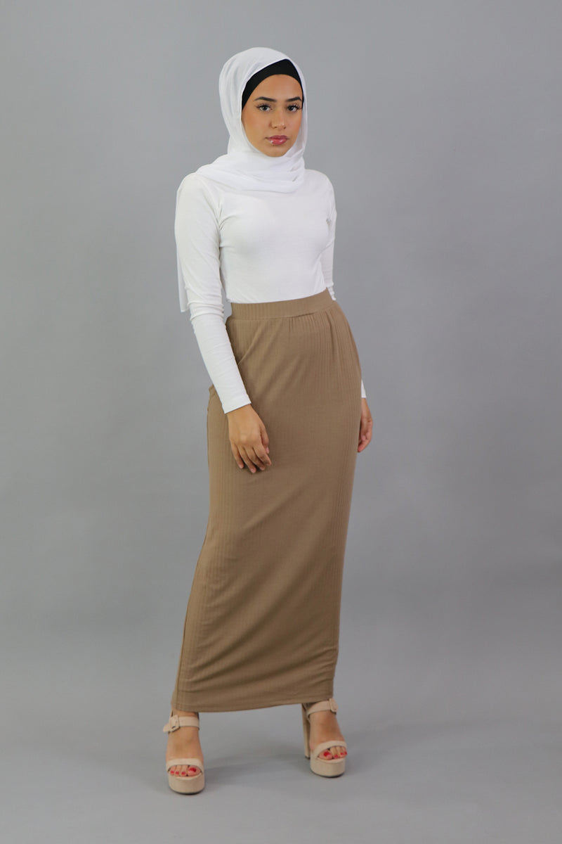 Luxe Ribbed Maxi Skirt - Sand