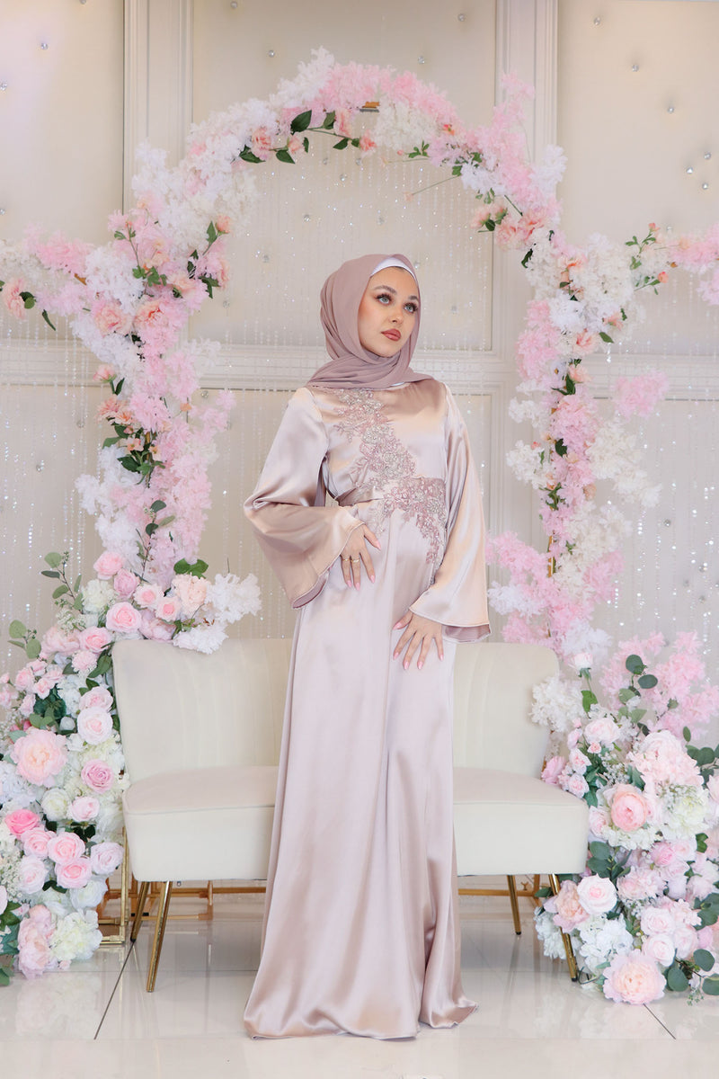 Jocelyn Lace Satin Dress- Blush Pink