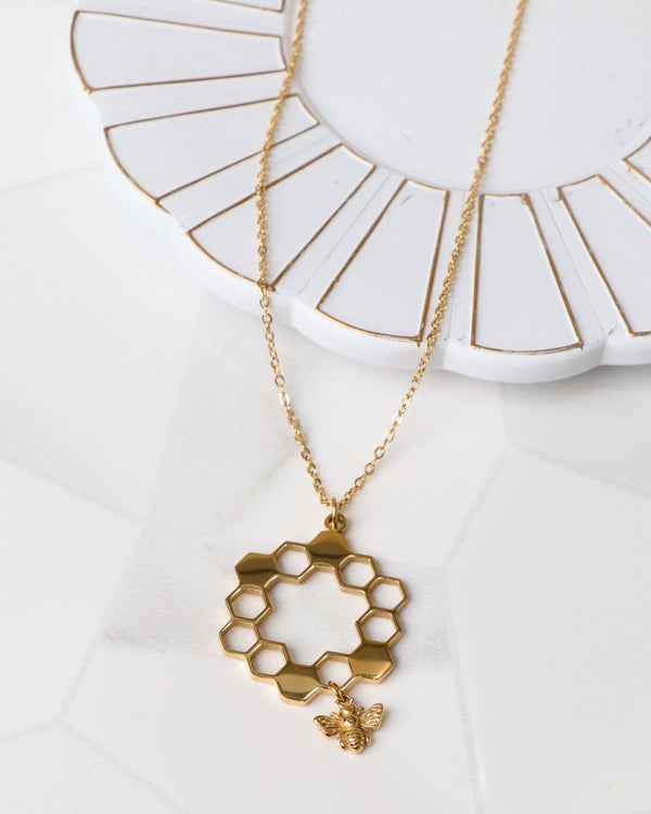 The Nahla & It's Honey Necklace | Premium