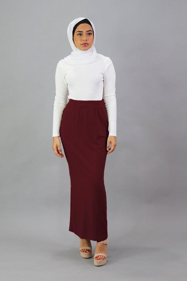 Luxe Ribbed Maxi Skirt - Maroon