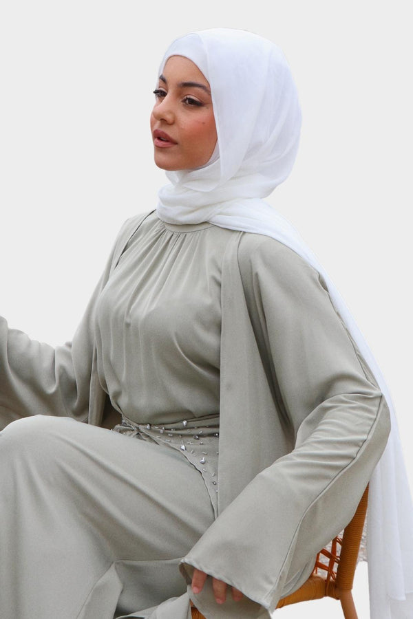 Laila Matching Chiffon Hijab Set- White