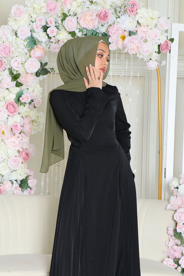 Kelsi Soft Pleat Dress- Black