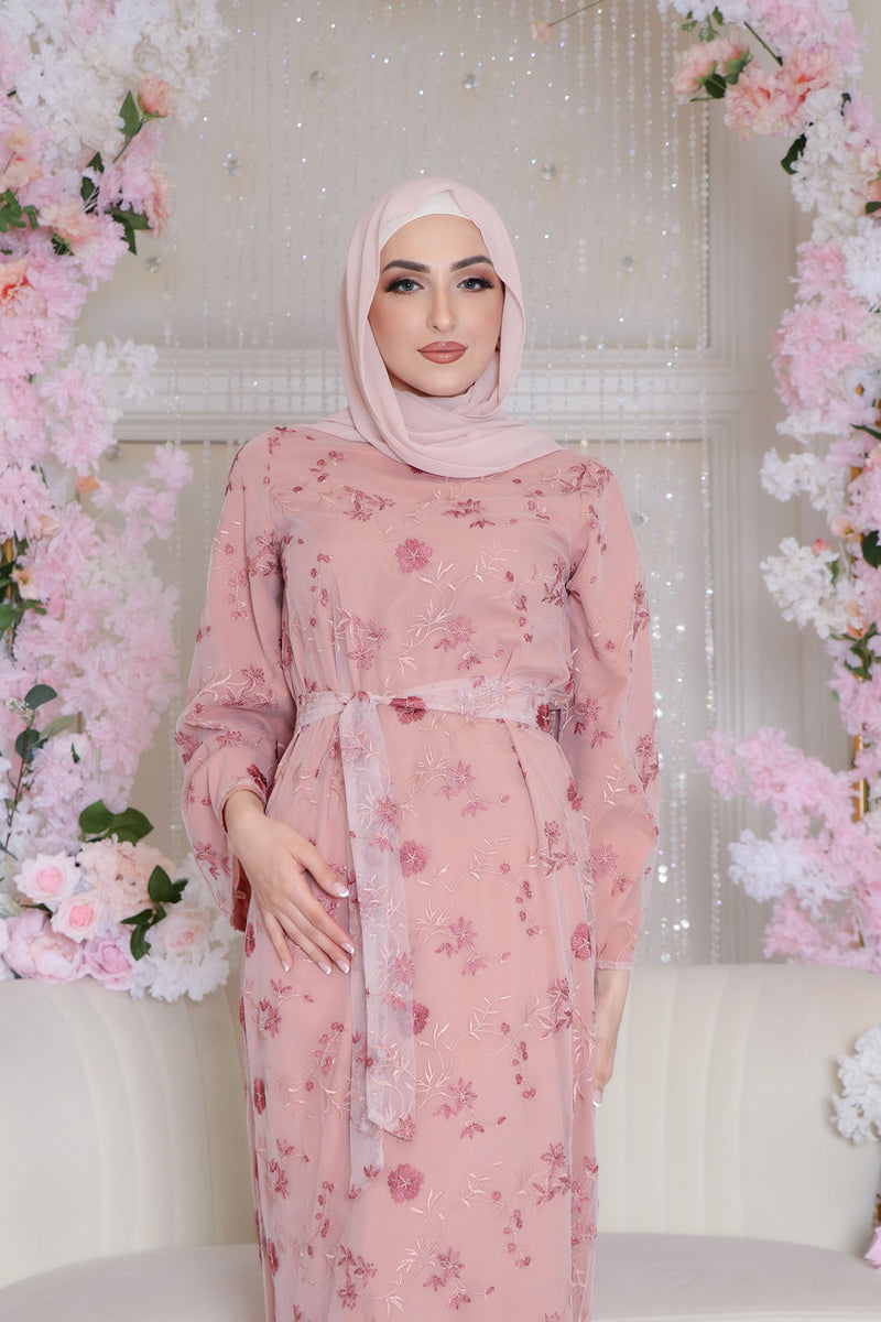 Inara Embroidery Dress- Pink